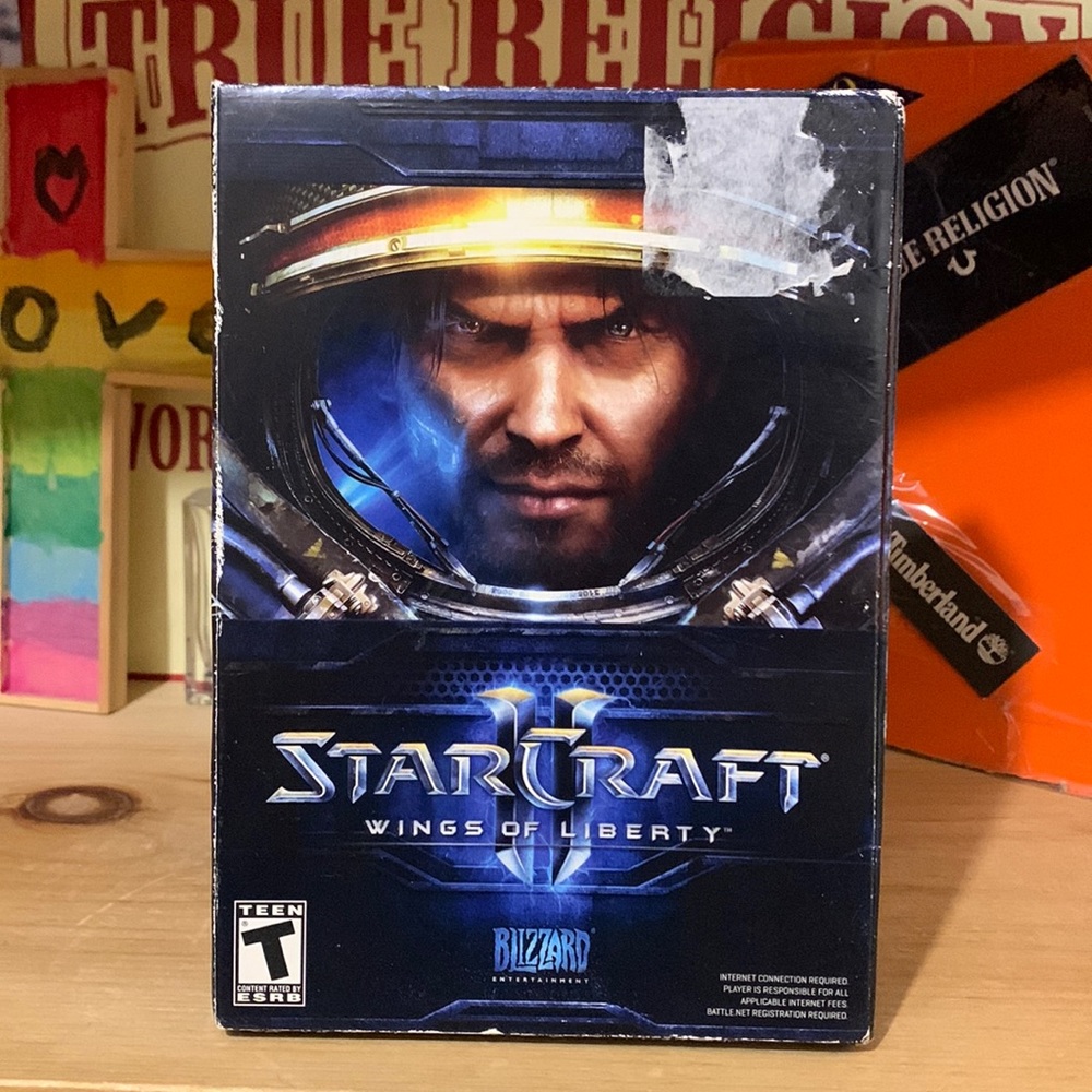 BLIZZARD-STARCRAFT ‘WINGS OF LIBERTY’ DVD-ROM PC video game